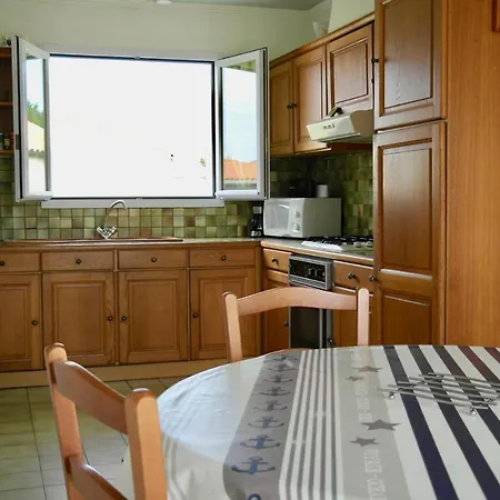 Maison Idéale Pour Des En Famille Revigorantes à *