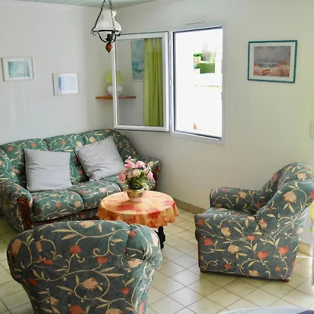 A 4 A * Брем-сюр-Мер